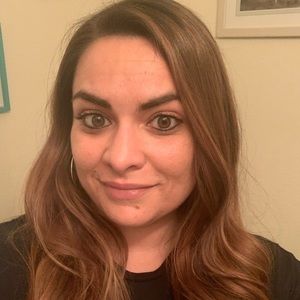 Meet your Posher, Jovana